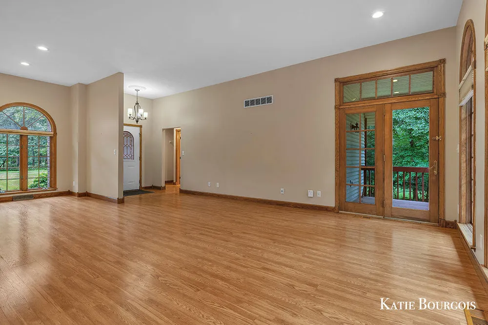 5180 Brookestone Drive NE Courtland Township, MI 49341