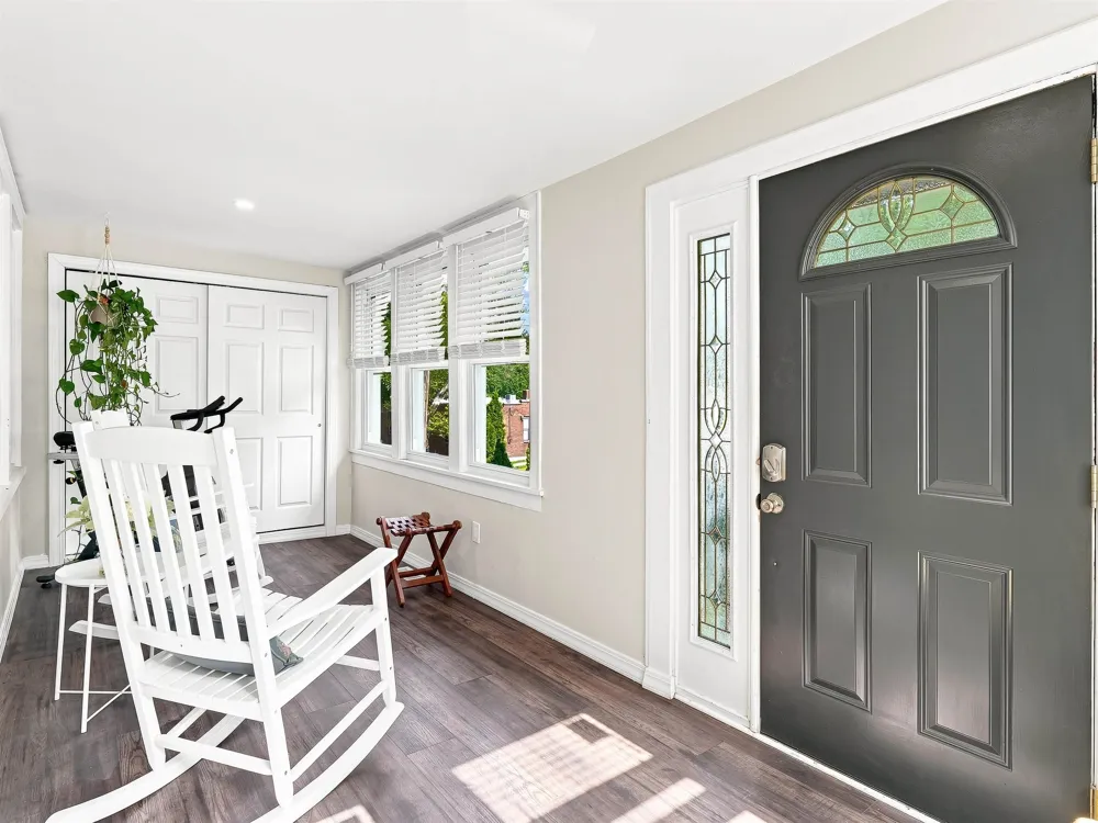 26 LINWOOD AVE Bogota, NJ 07603