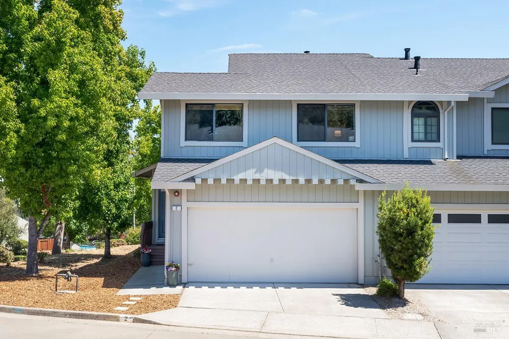 2 Pinewood Lane Novato, CA 94947