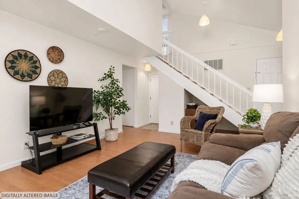 2 Pinewood Lane Novato, CA 94947