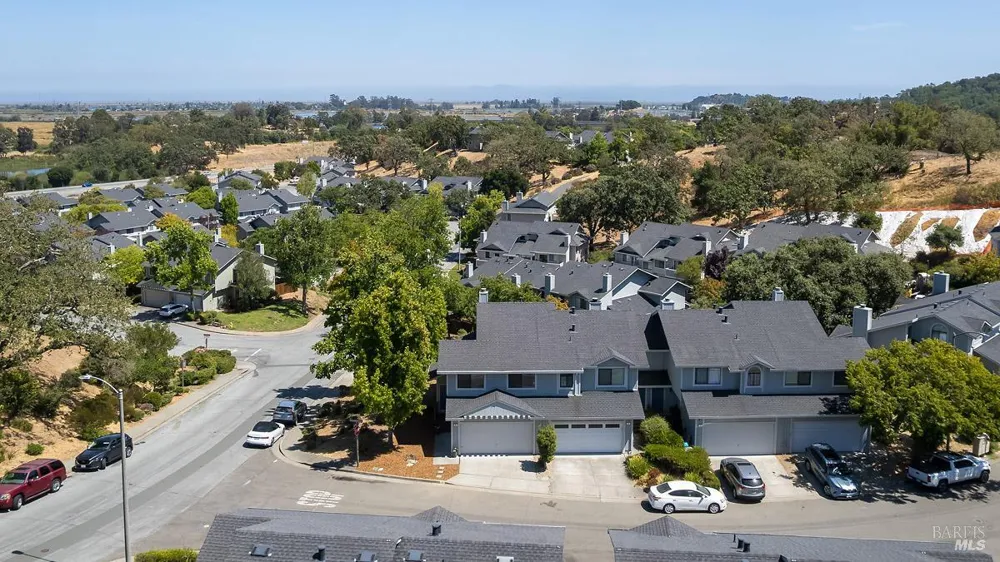 2 Pinewood Lane Novato, CA 94947