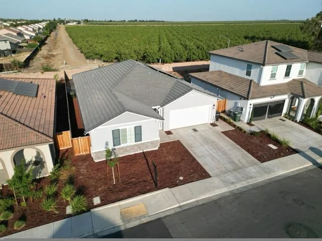 300 Birch Ranch Way Patterson, CA 95363