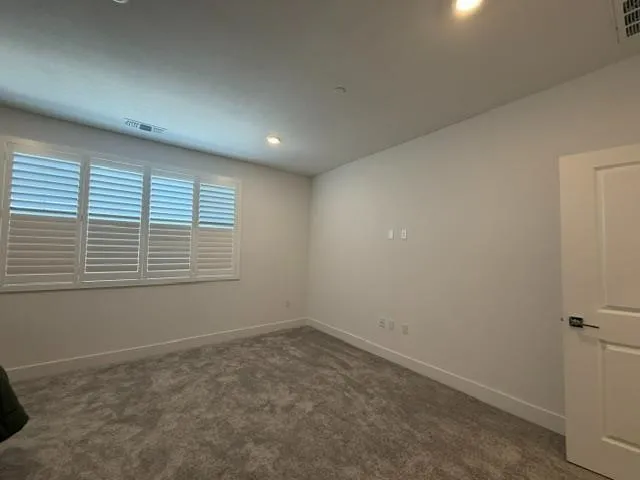 300 Birch Ranch Way Patterson, CA 95363