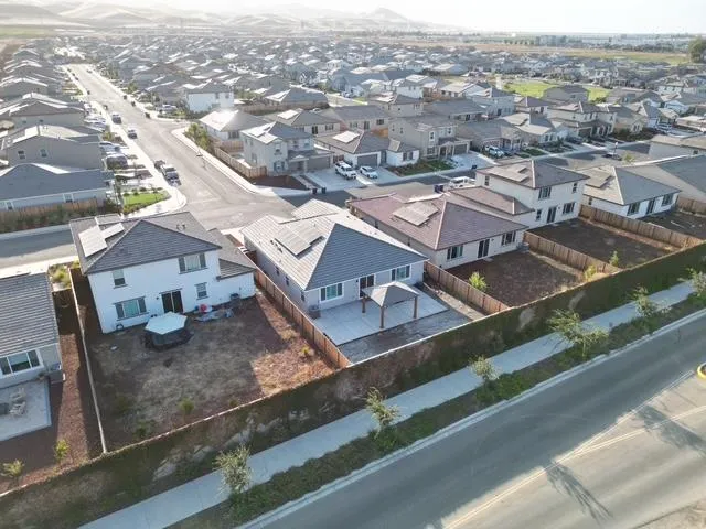 300 Birch Ranch Way Patterson, CA 95363