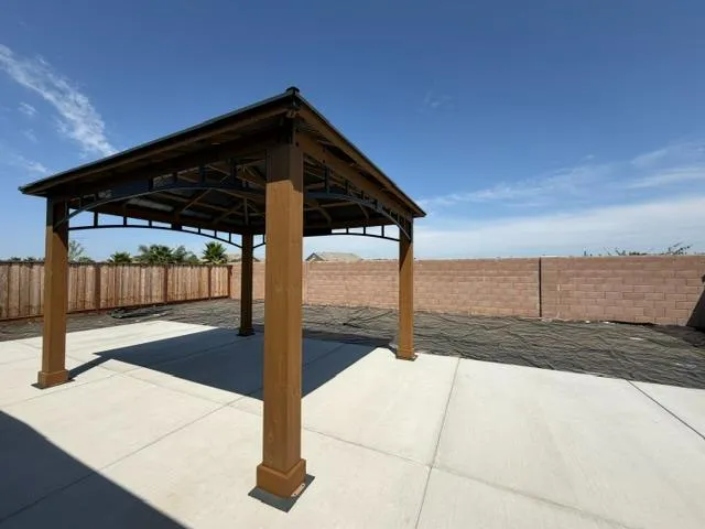 300 Birch Ranch Way Patterson, CA 95363
