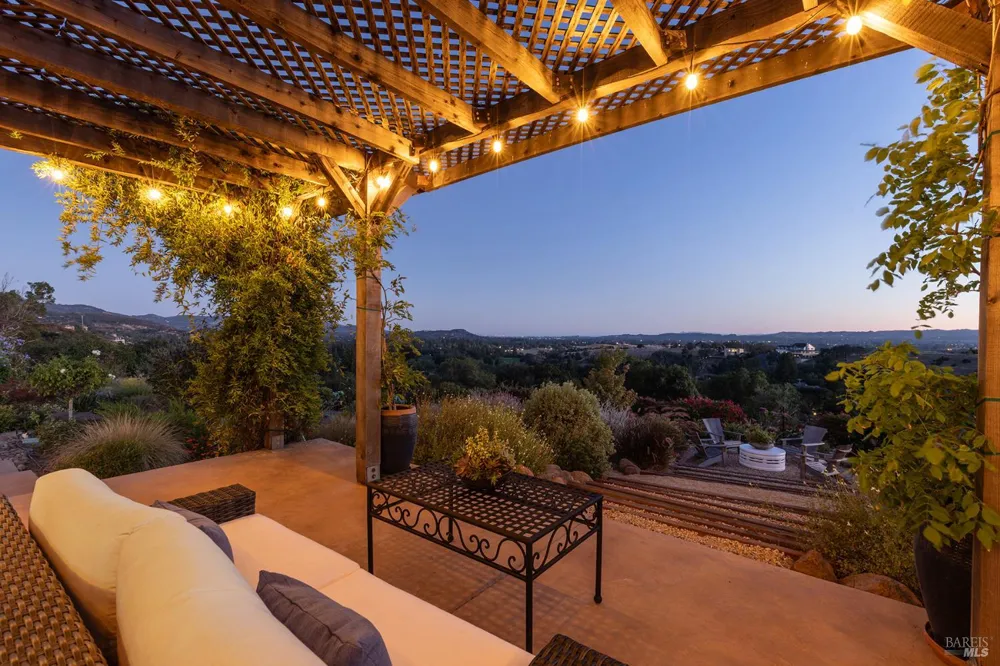 2100 Atlas Peak Road Napa, CA 94558