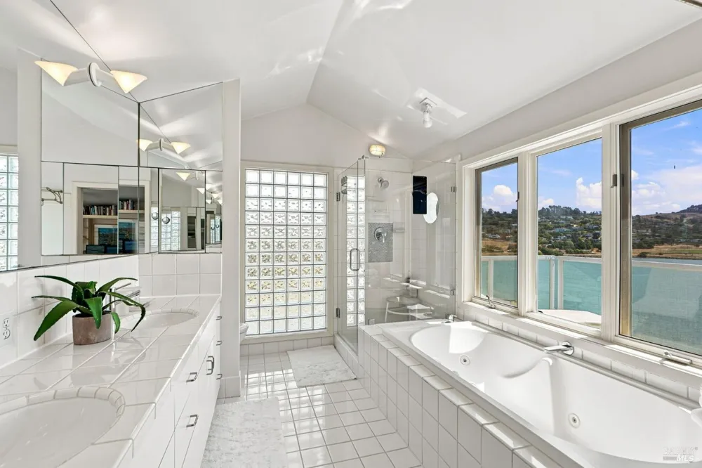 428 Greenwood Beach Road Tiburon, CA 94920
