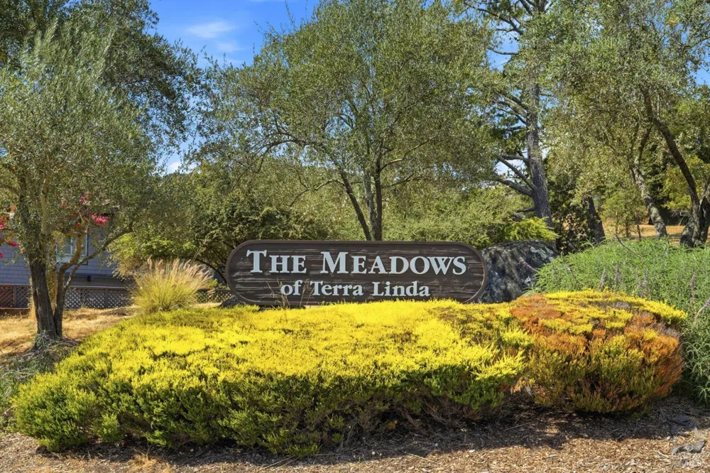 54 Surrey Lane San Rafael, CA 94903