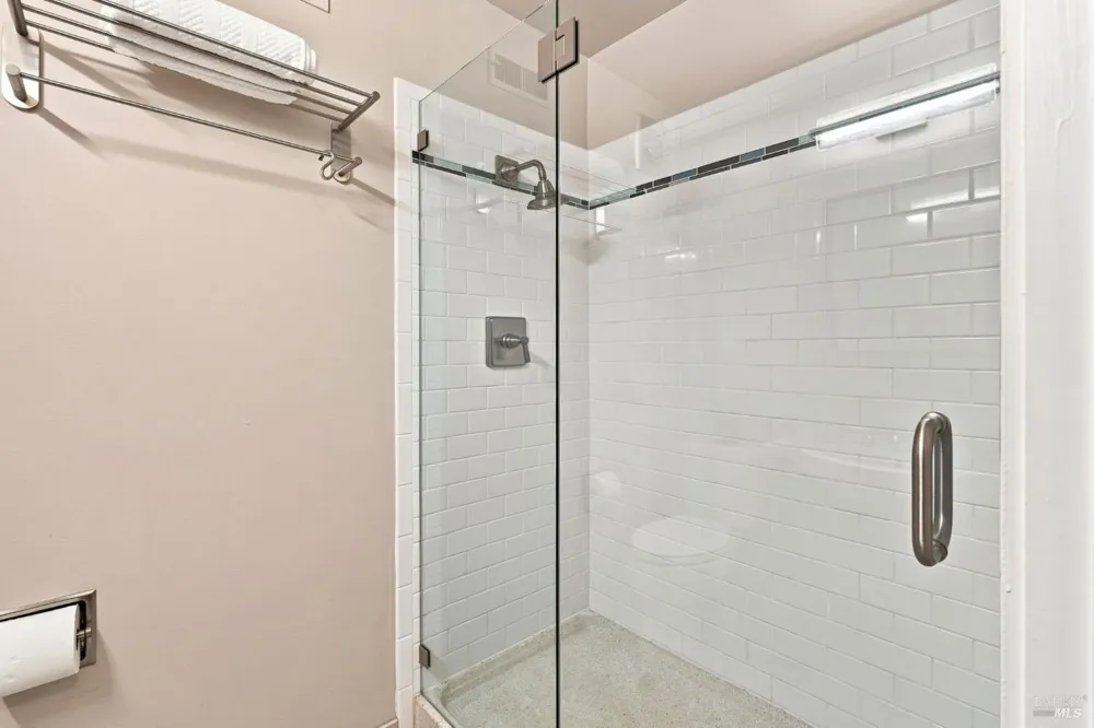 54 Surrey Lane San Rafael, CA 94903