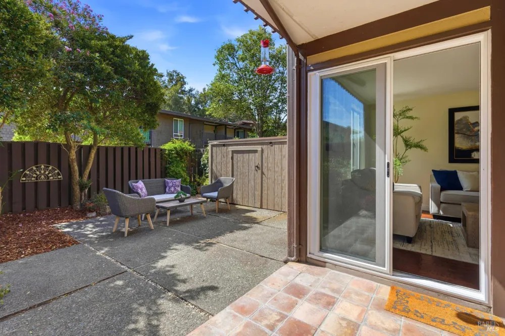 54 Surrey Lane San Rafael, CA 94903
