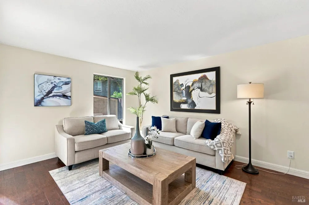 54 Surrey Lane San Rafael, CA 94903