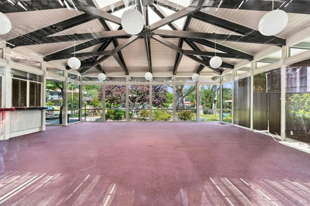 54 Surrey Lane San Rafael, CA 94903