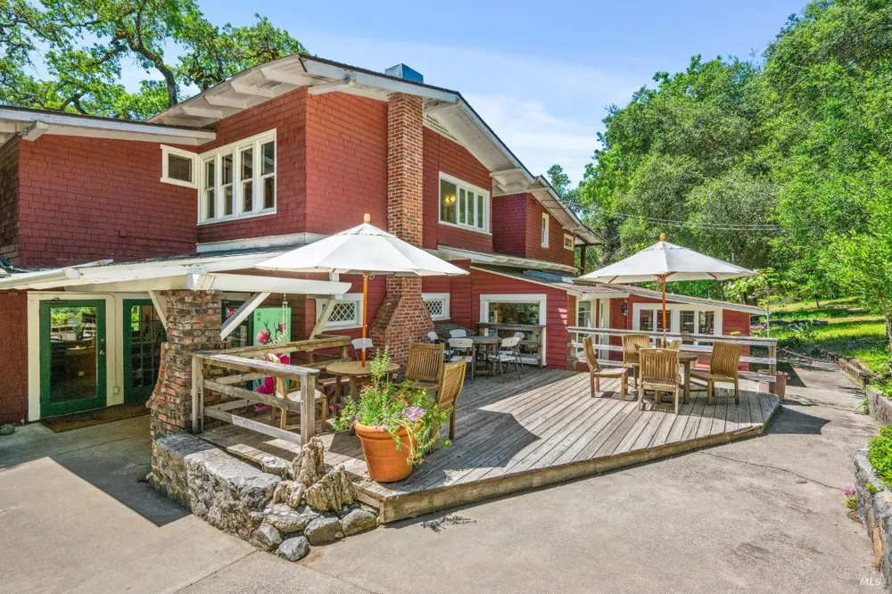 4100 Petrified Forest Road Calistoga, CA 94515