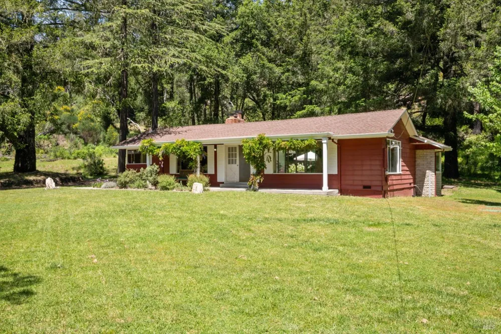 4100 Petrified Forest Road Calistoga, CA 94515