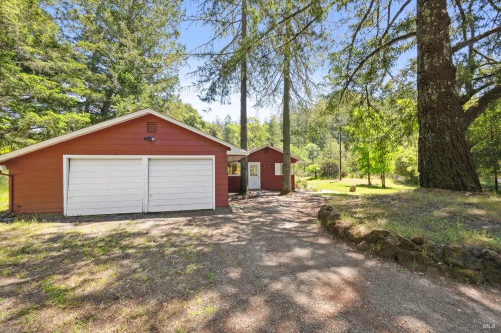 4100 Petrified Forest Road Calistoga, CA 94515