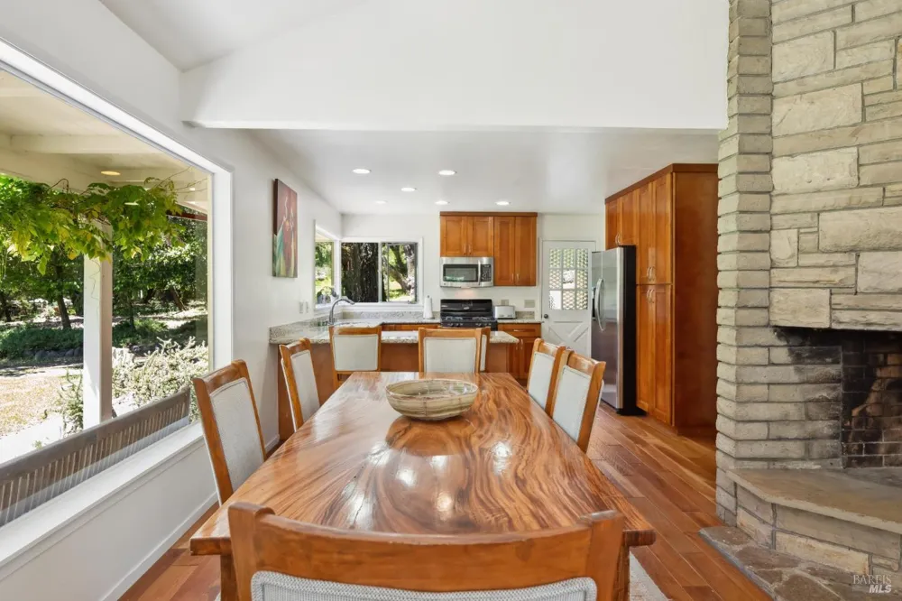 4100 Petrified Forest Road Calistoga, CA 94515