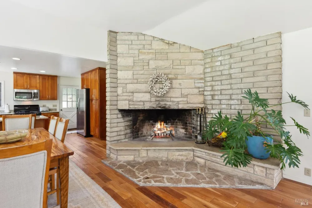 4100 Petrified Forest Road Calistoga, CA 94515