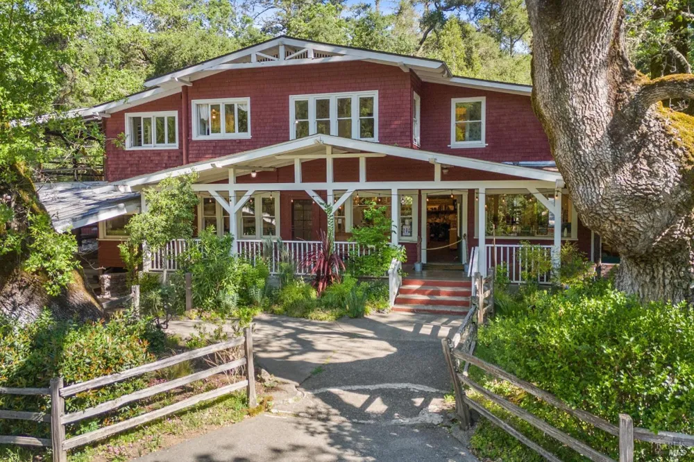 4100 Petrified Forest Road Calistoga, CA 94515
