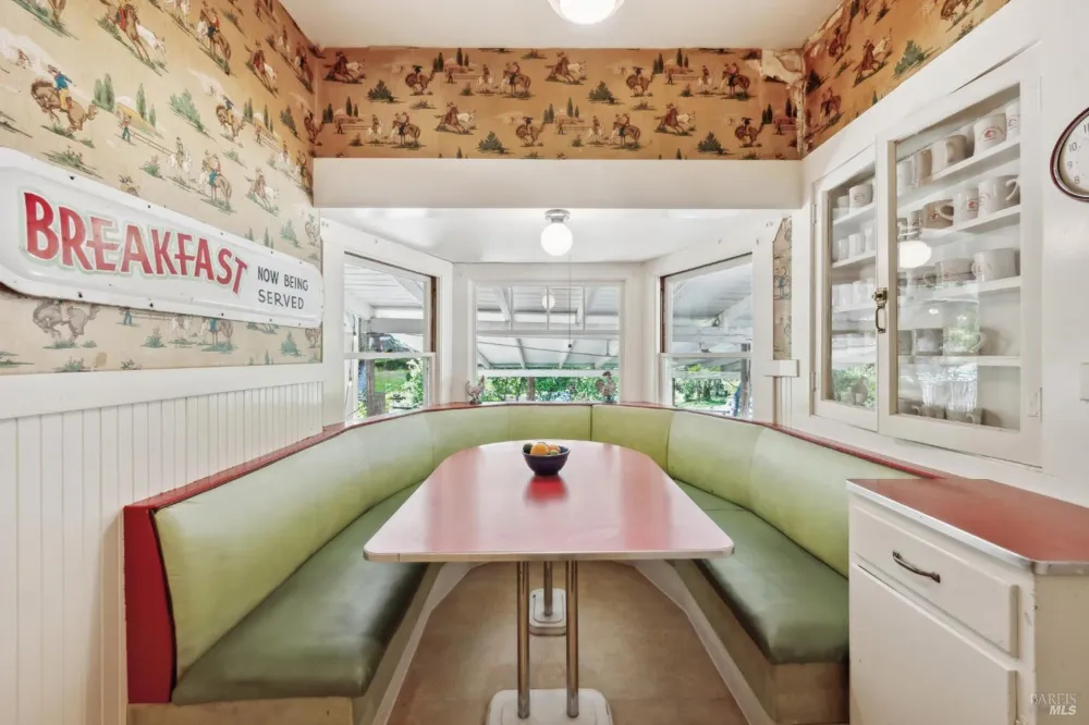 4100 Petrified Forest Road Calistoga, CA 94515