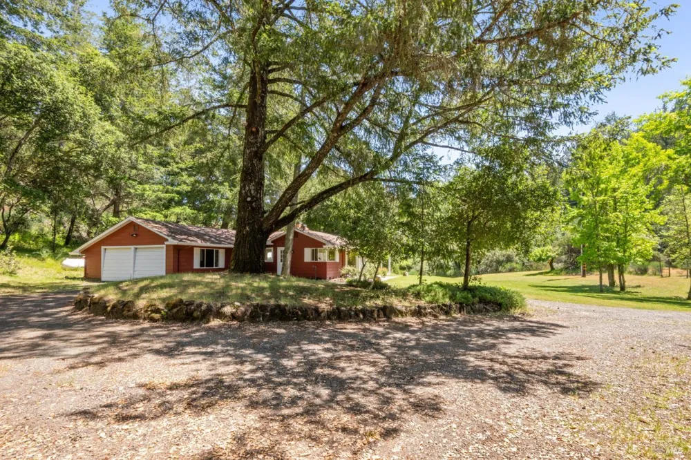 4100 Petrified Forest Road Calistoga, CA 94515