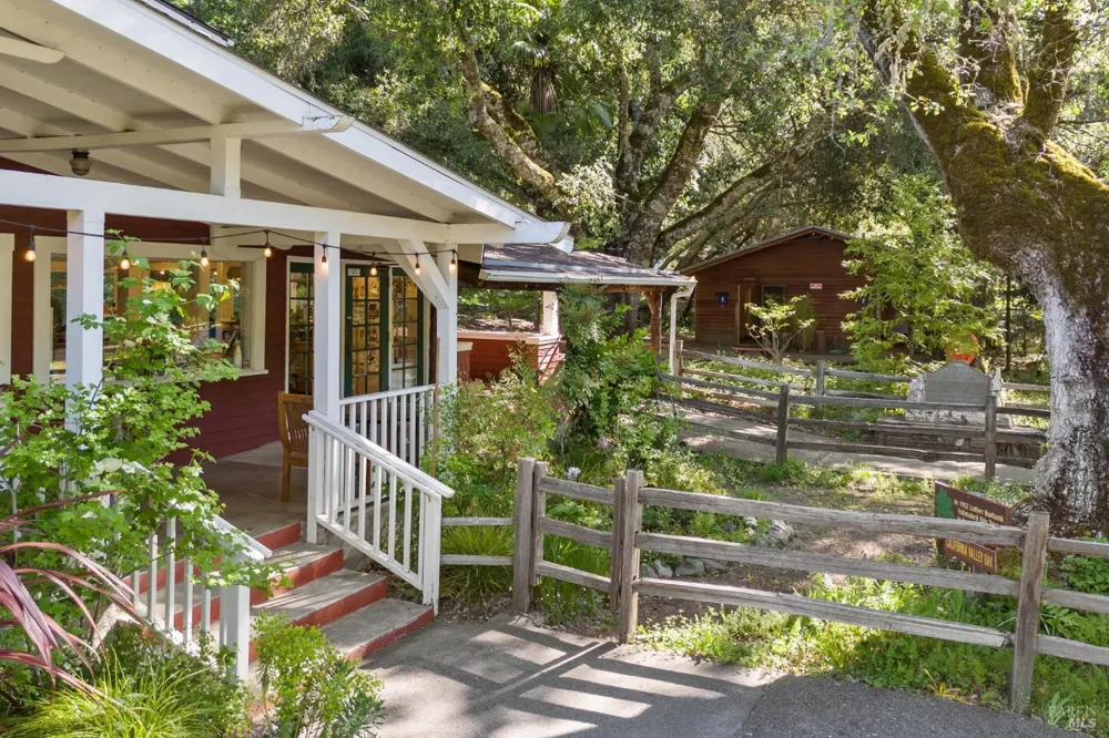 4100 Petrified Forest Road Calistoga, CA 94515