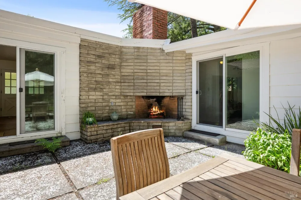 4100 Petrified Forest Road Calistoga, CA 94515