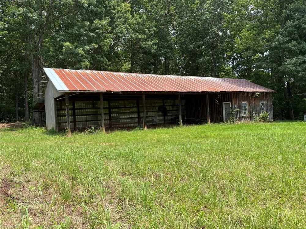 207 Cockerham Road Elkin, NC 28621
