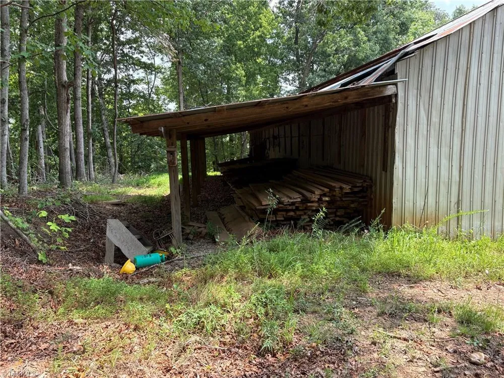 207 Cockerham Road Elkin, NC 28621