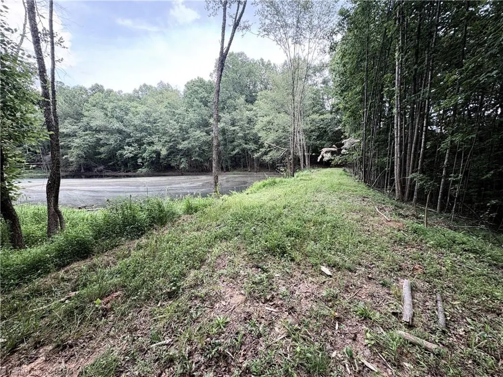 207 Cockerham Road Elkin, NC 28621