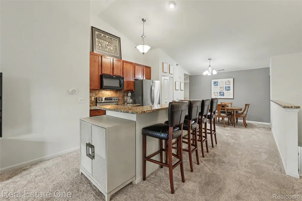 2202 Paradise Trail Oxford Charter Township, MI 48371