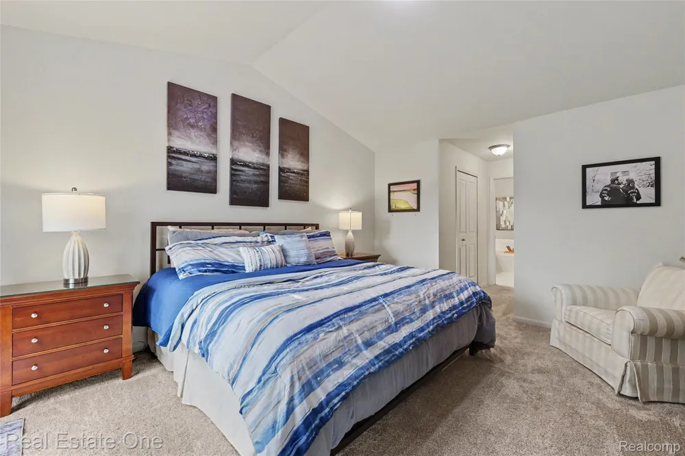 2202 Paradise Trail Oxford Charter Township, MI 48371