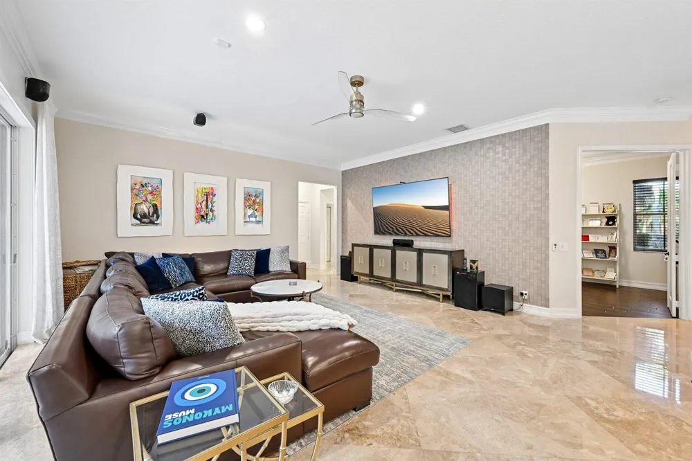 1664 VICTORIA POINTE LANE Weston, FL 33327