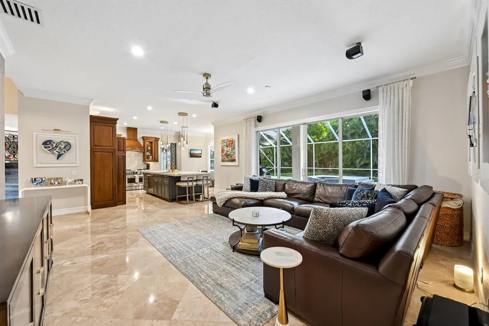 1664 VICTORIA POINTE LANE Weston, FL 33327