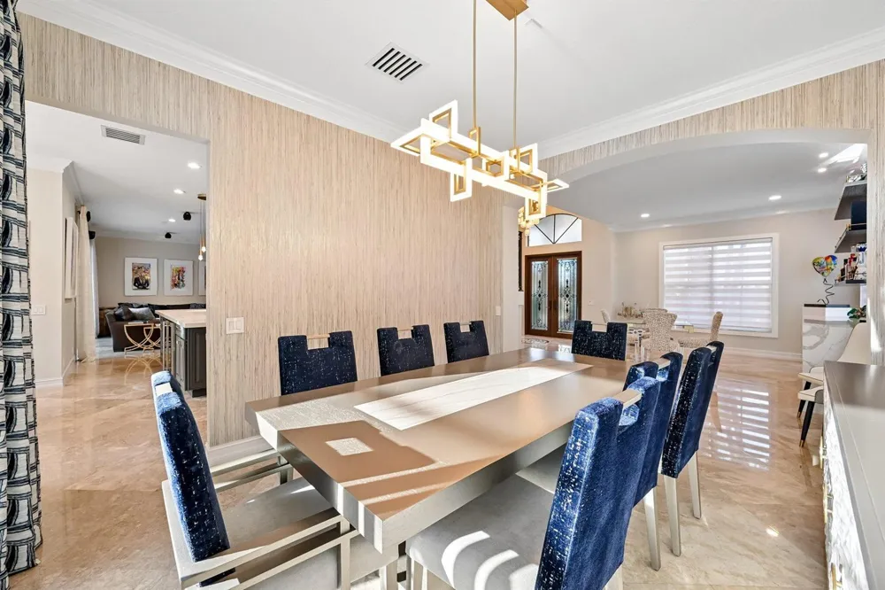 1664 VICTORIA POINTE LANE Weston, FL 33327