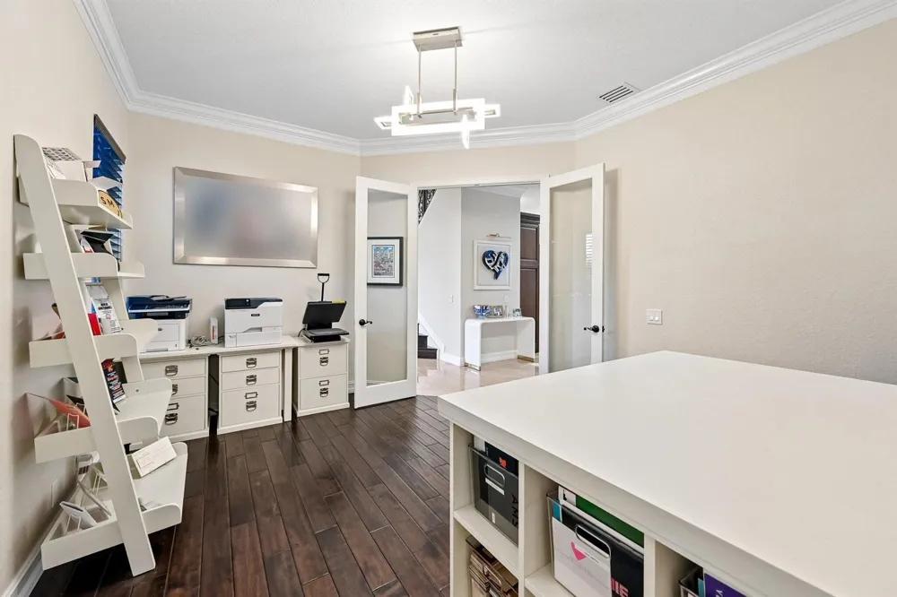 1664 VICTORIA POINTE LANE Weston, FL 33327