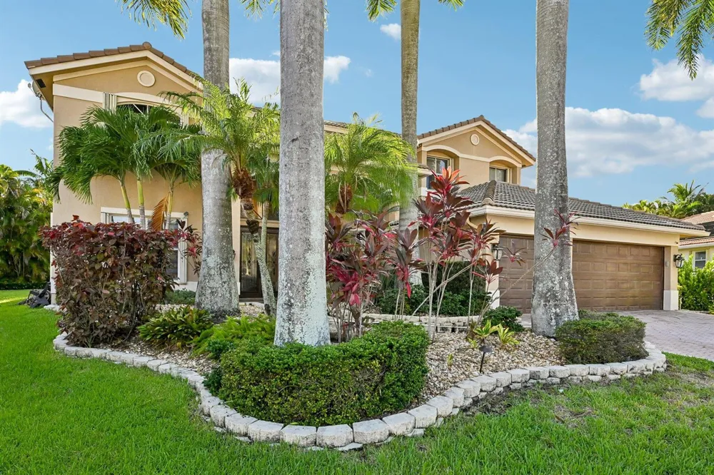 1664 VICTORIA POINTE LANE Weston, FL 33327