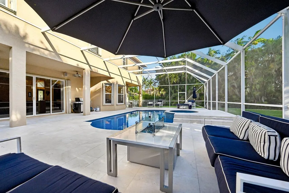 1664 VICTORIA POINTE LANE Weston, FL 33327