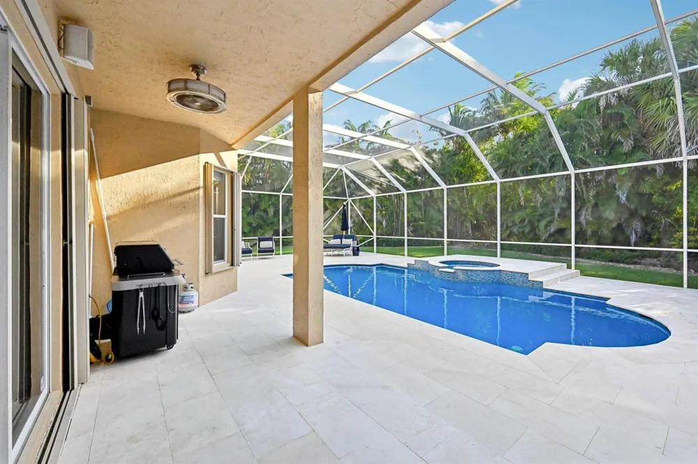 1664 VICTORIA POINTE LANE Weston, FL 33327