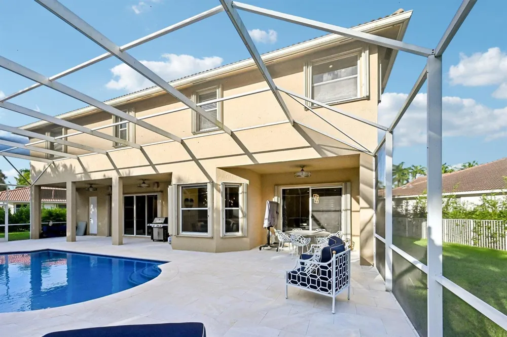 1664 VICTORIA POINTE LANE Weston, FL 33327