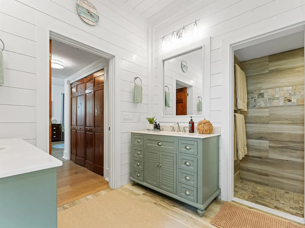 7090 49th Street Vero Beach, FL 32967