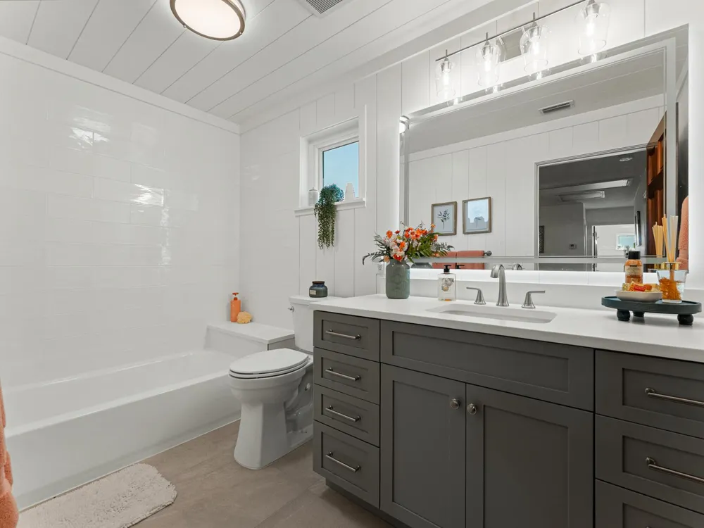 7090 49th Street Vero Beach, FL 32967