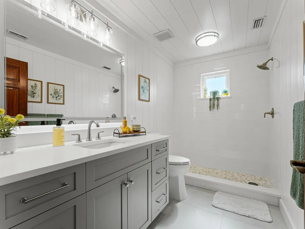 7090 49th Street Vero Beach, FL 32967