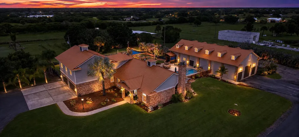 7090 49th Street Vero Beach, FL 32967