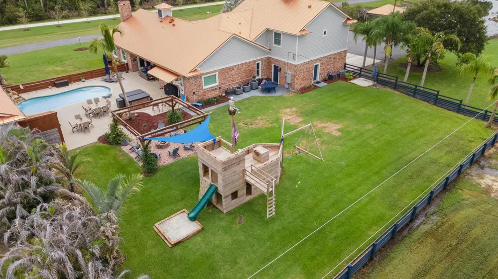 7090 49th Street Vero Beach, FL 32967