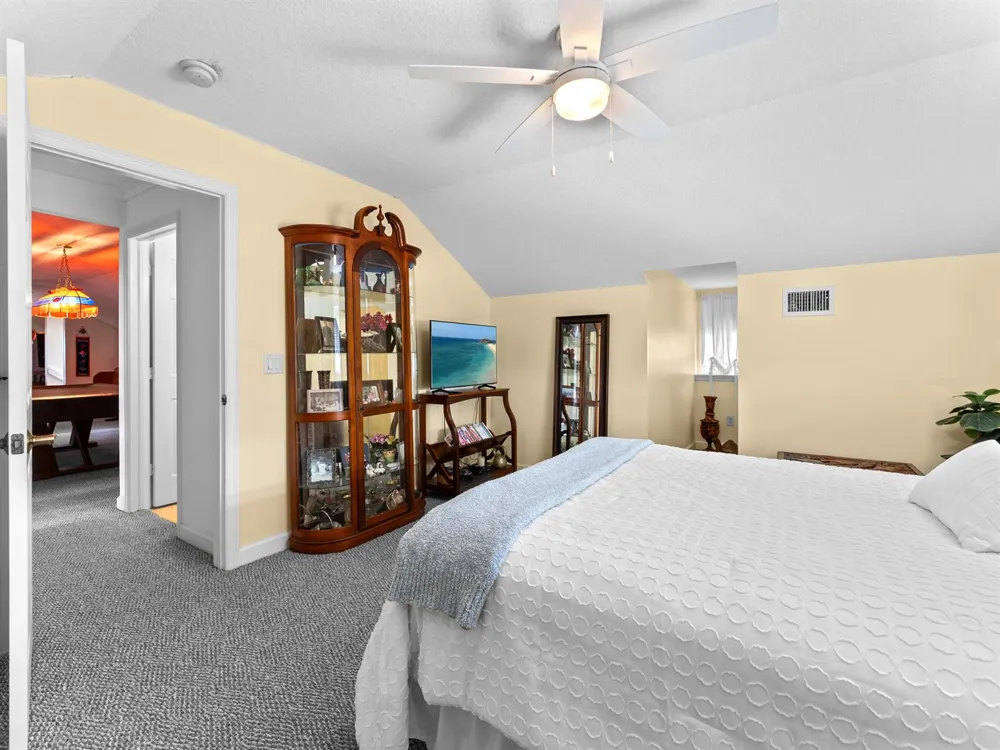 7090 49th Street Vero Beach, FL 32967