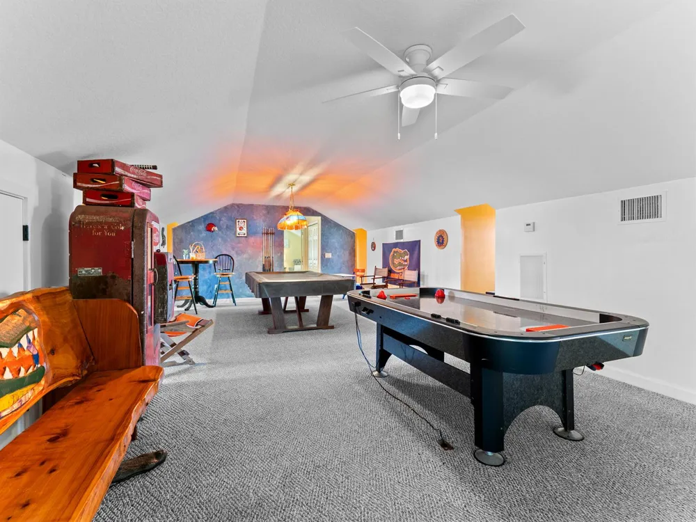 7090 49th Street Vero Beach, FL 32967