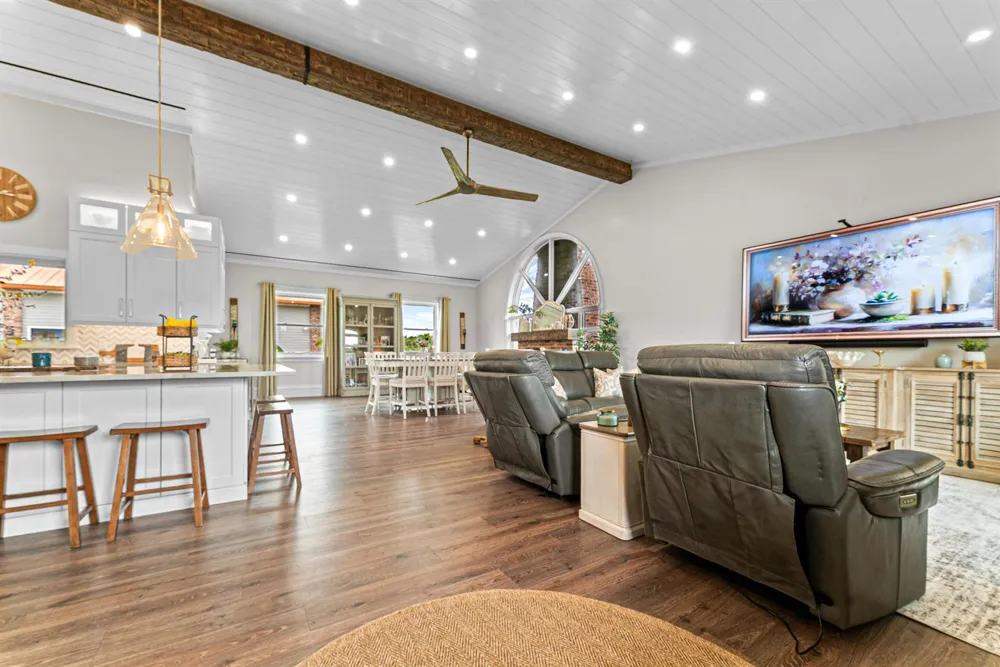 7090 49th Street Vero Beach, FL 32967