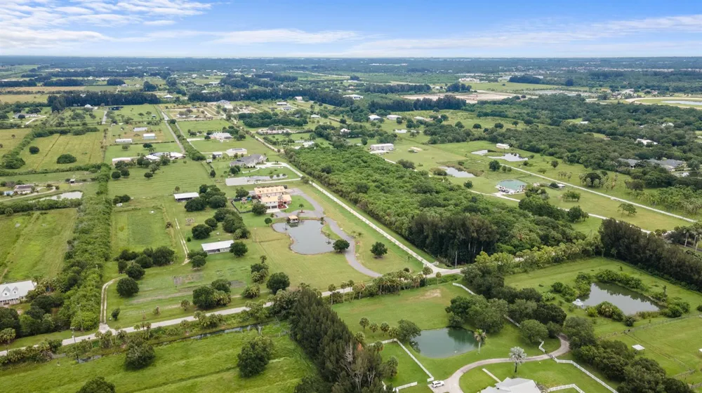 7090 49th Street Vero Beach, FL 32967