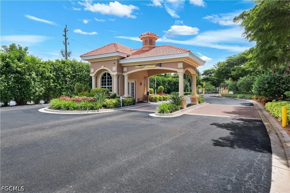 Avon Park Circle Fort Myers, FL 33912