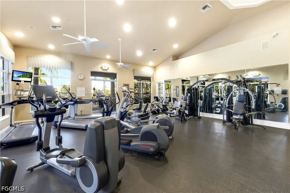 Avon Park Circle Fort Myers, FL 33912
